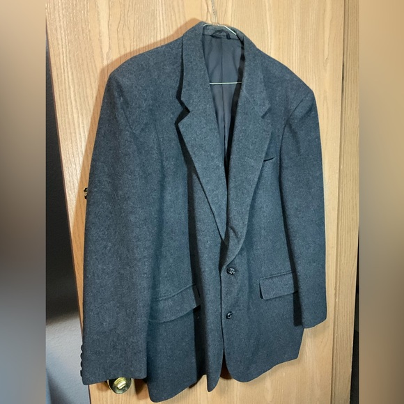 Foreman & Clark Charcoal Gray Cashmere Blend two Button Overcoat Size: R46/40 - Picture 1 of 8